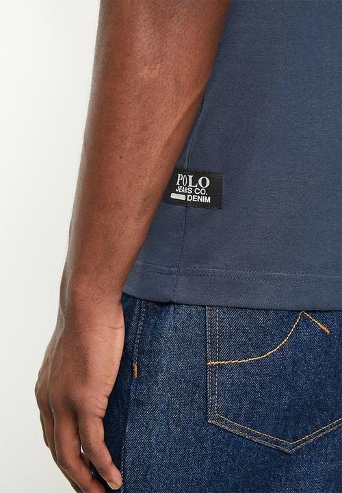POLO - THABISO  PJC SS BLOCK LOGO TEE - NAVY