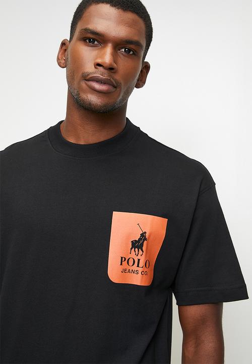 POLO - THEMBISA  PJC SS POCKET LOGO TEE - BLACK