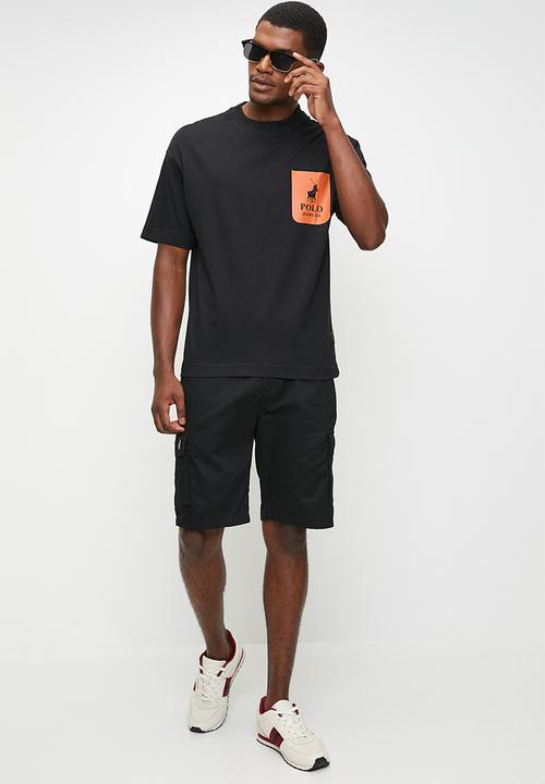POLO - THEMBISA  PJC SS POCKET LOGO TEE - BLACK