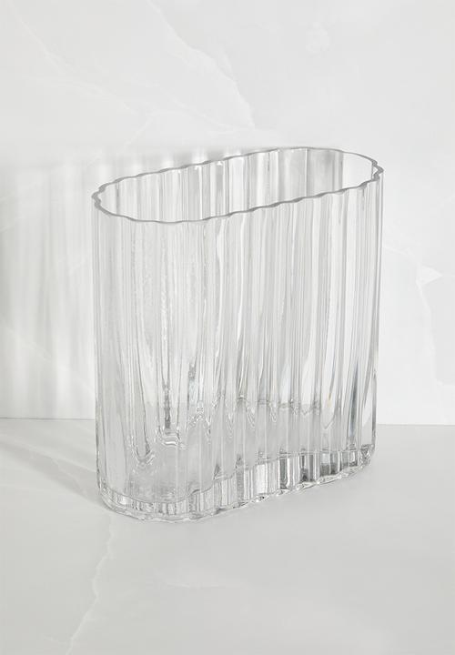 Silk By Design - RIBBED RECTANGULAR GLASS VASE