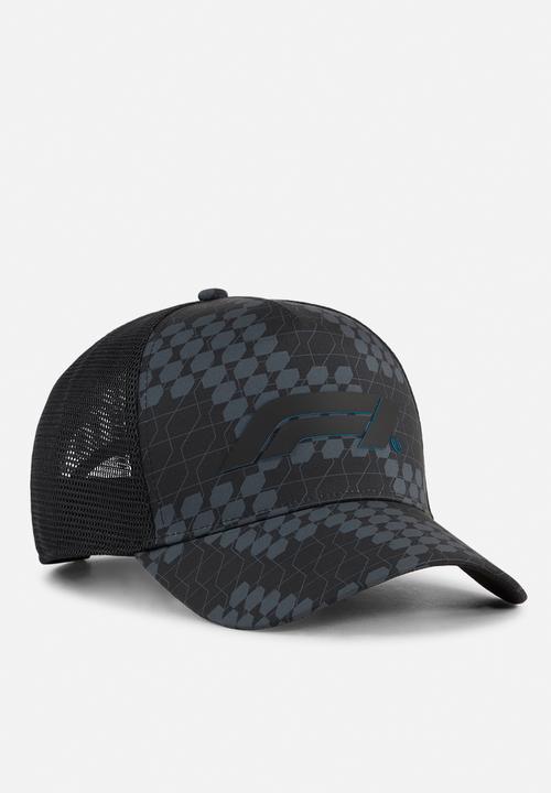 PUMA - F1 Ultimate Racing Trucker Cap - Puma Black