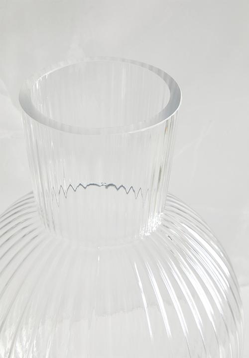 Silk By Design - RIBBED BOUQUET GLASS VASE