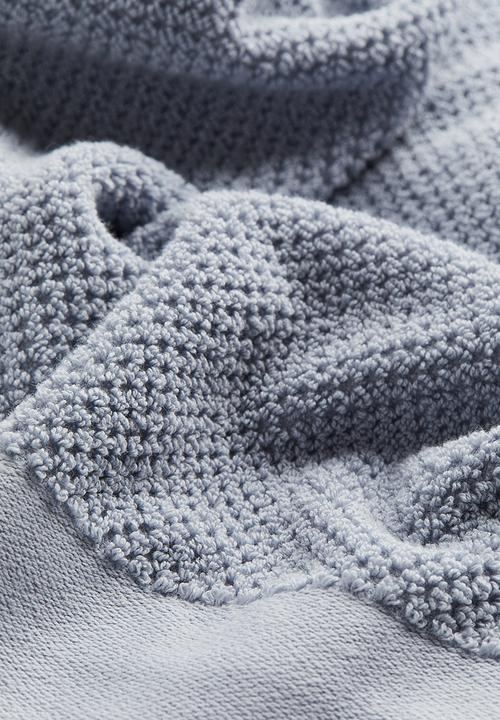 H&M - Cotton terry bath towel - light dusty blue