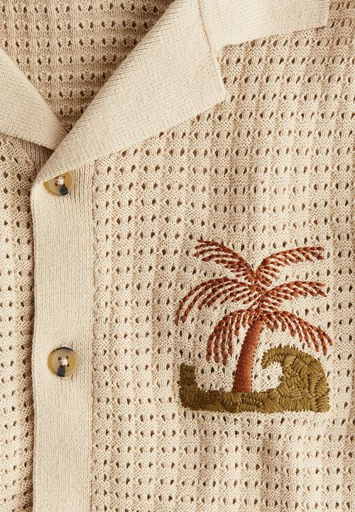 H&M - Knitted resort shirt - beige & palm tree