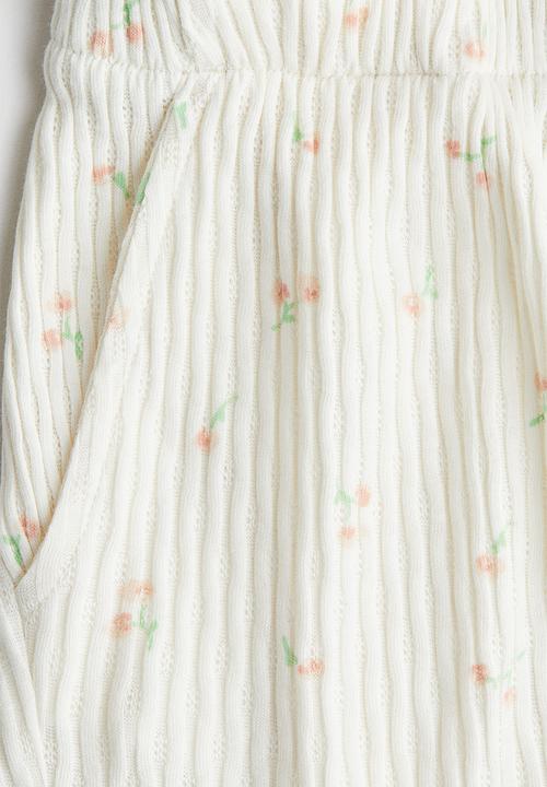 H&M - Pointelle jersey shorts - cream/floral