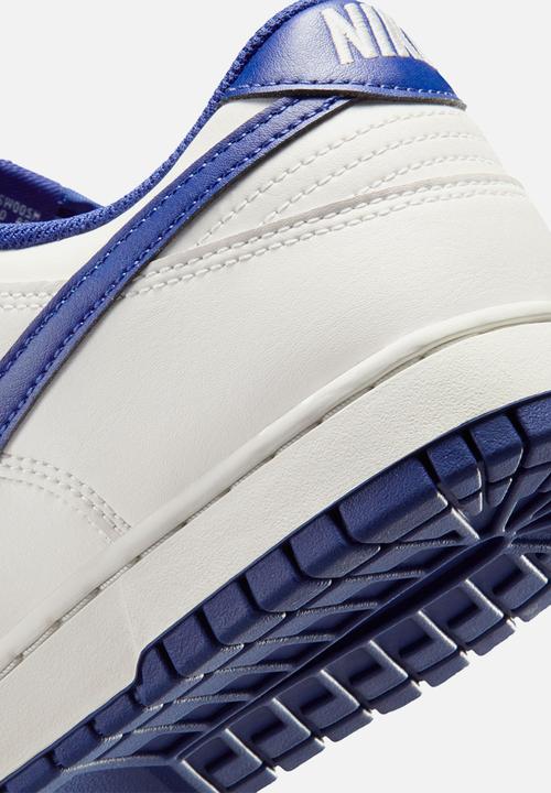 Nike - Nike Dunk Low Retro
