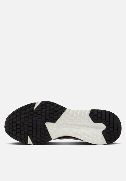 Nike - Nike Run Defy