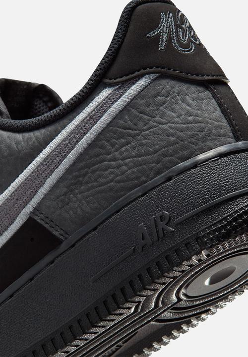 Nike - AIR FORCE 1 '07 LV8