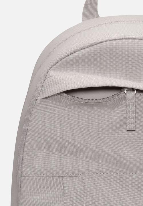 Nike - Nike Elemental Backpack - Grey & Black