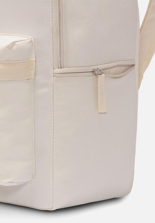 Nike - Nike Heritage Backpack - Orewood Brown & Summit White