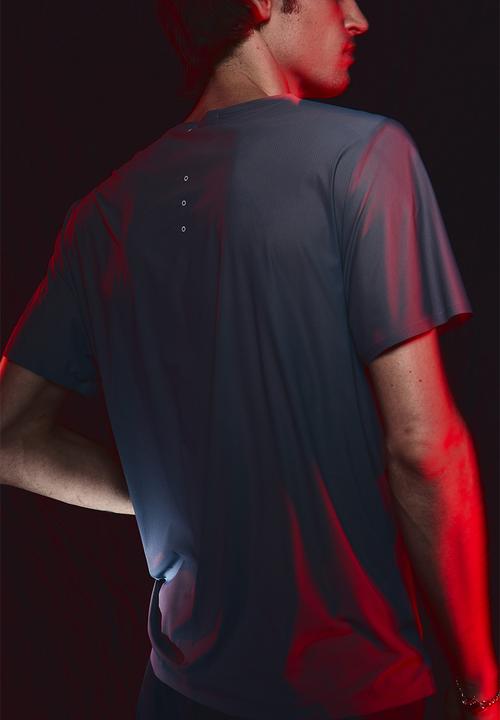 H&M - Regular fit running t-shirt with drymove™ - grey