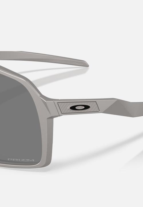 Oakley - Sutro - silver