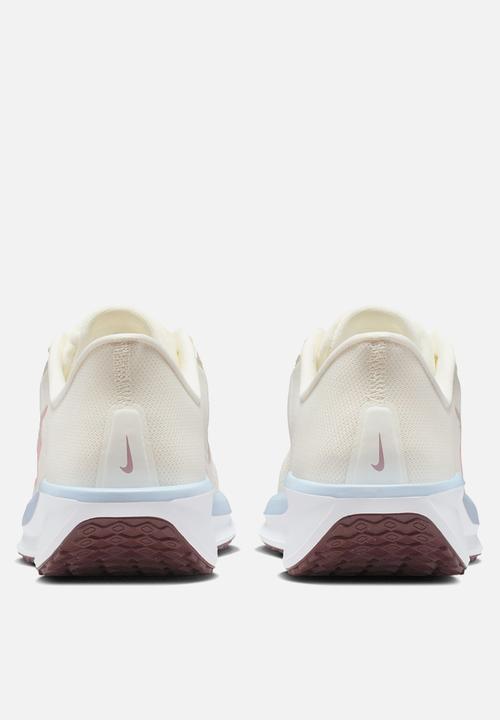 Nike - Nike Quest 6