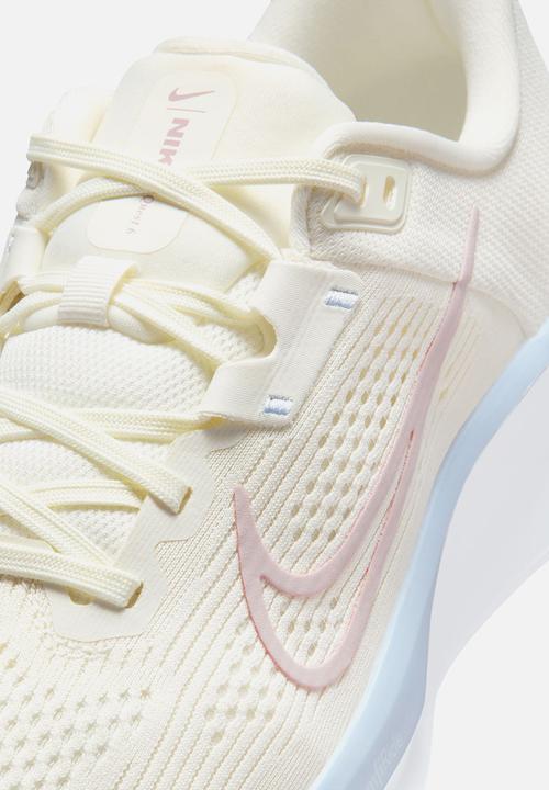 womens nike quest running review