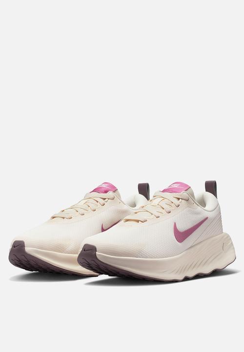 Nike - Nike Promina