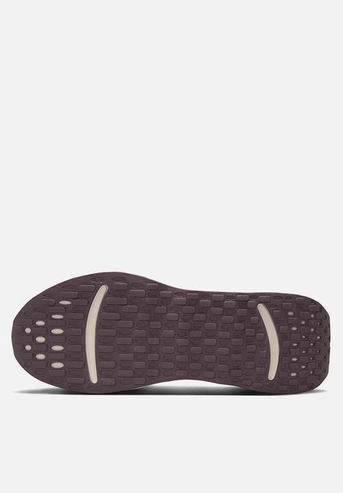 Nike - Nike Promina
