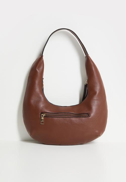 boohoo - Half Moon Studded Leather Look Shoulder Bag - Chocolate