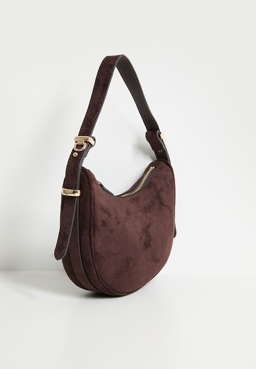 boohoo - Faux Suede Half Moon Structured Grab Bag- chocolate