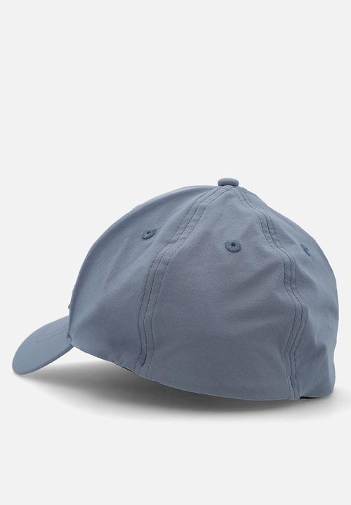 POLO - 6 Panel Metal Pony Fitted Peak - Blue