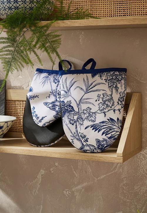 Ulster Weavers - Willow Toile Microwave Mitts - Blue
