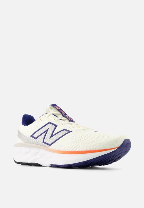 New Balance  - FRESH FOAM 520 v9