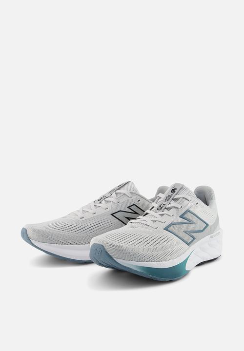 New Balance  - FRESH FOAM 520 v9