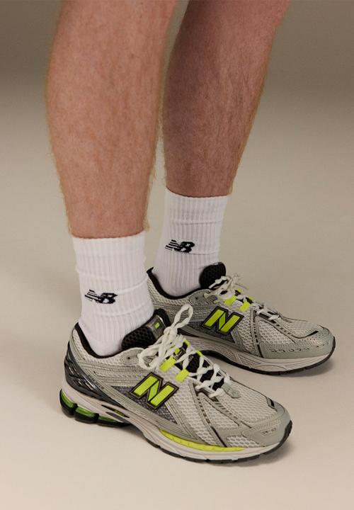 New Balance  - U1906R v1