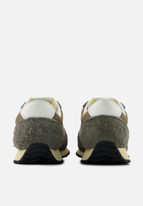 New Balance  - U4717CF