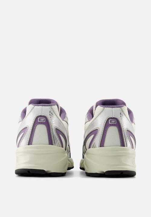 New Balance  - U740 v1
