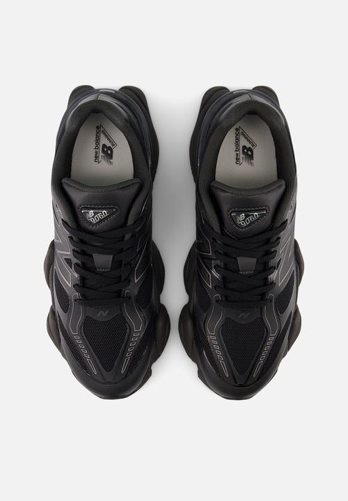 New Balance  - 9060