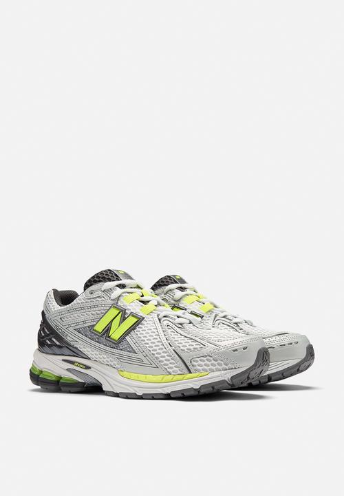 New Balance  - U1906R v1