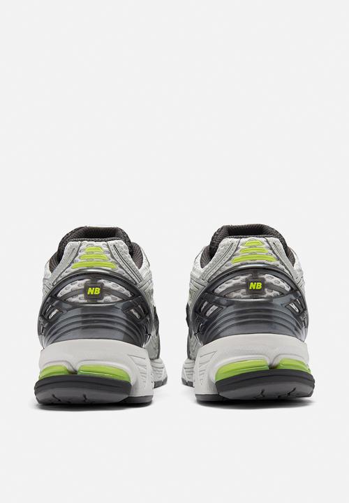 New Balance  - U1906R v1