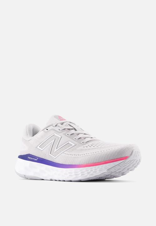 New Balance  - FRESH FOAM X EVOZ v4