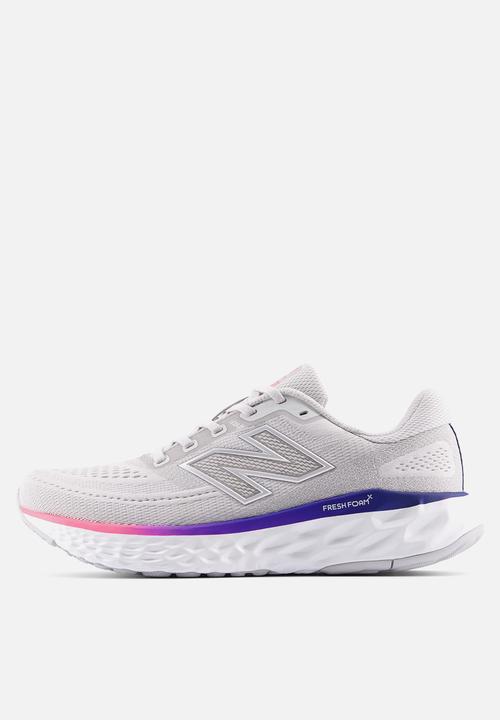 New Balance  - FRESH FOAM X EVOZ v4