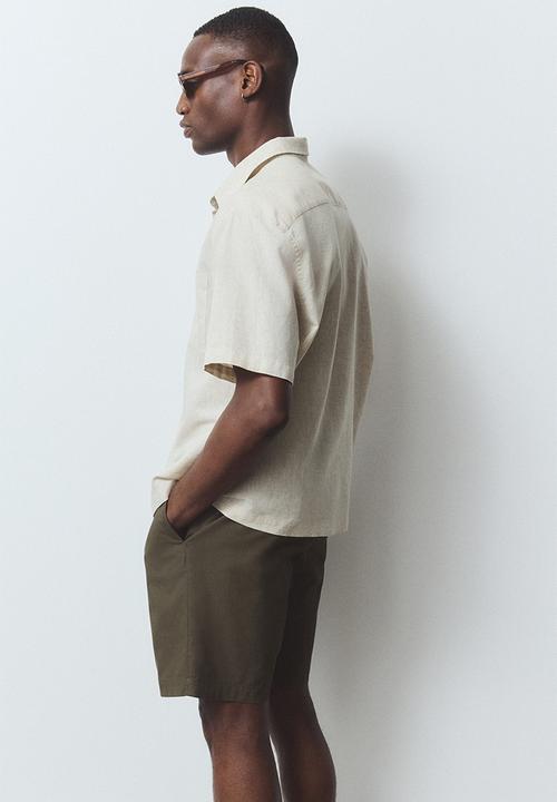 H&M - Regular fit canvas shorts - khaki green