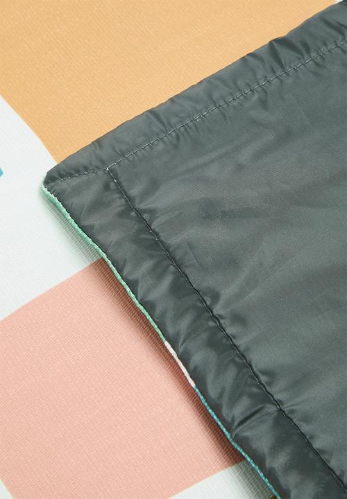 Sixth Floor - Daleside picnic blanket - Multi