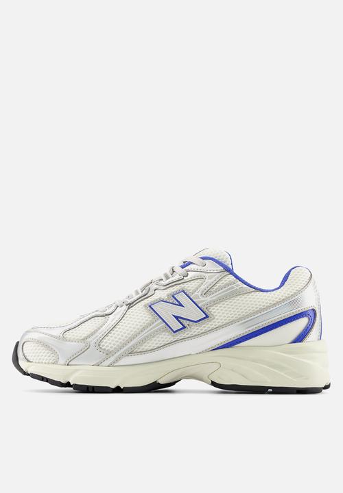 New Balance  - U740 v1