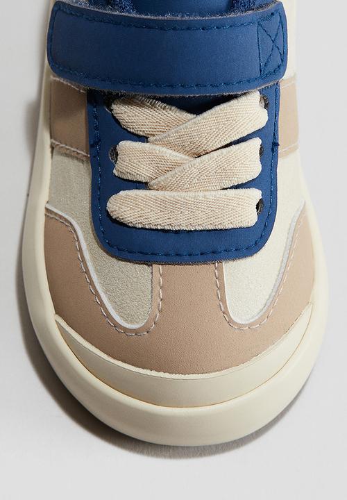H&M - Printed trainers - beige mickey mouse