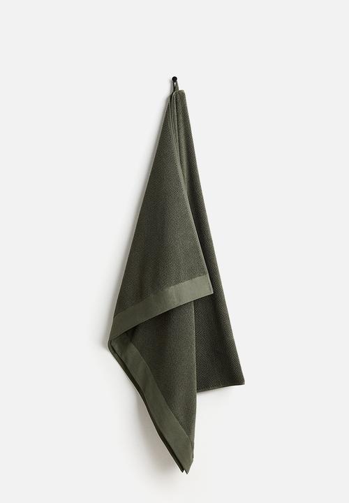 H&M - Cotton terry bath sheet - dark green