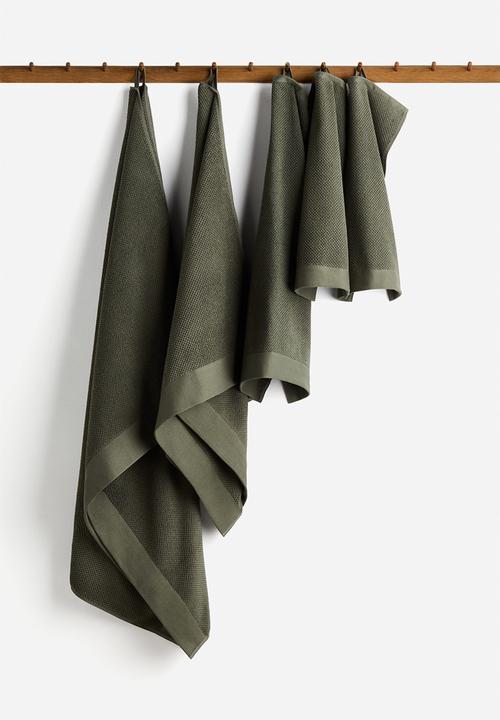 H&M - Cotton terry bath sheet - dark green