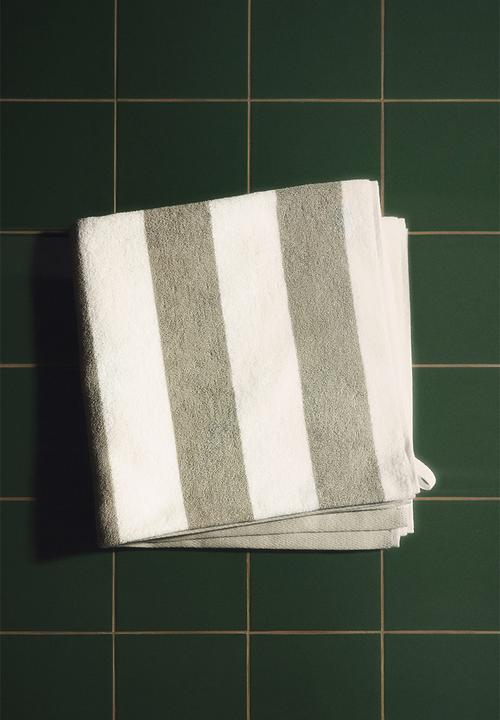 H&M - Bath towel - sage green/white striped 