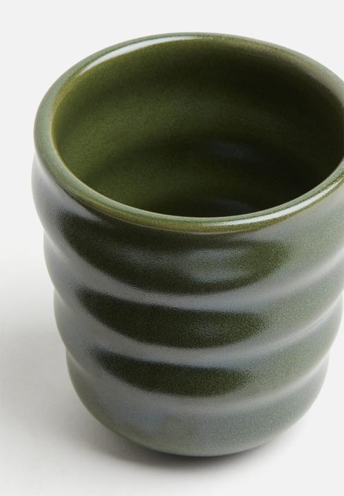 H&M - Fluted stoneware mug - green