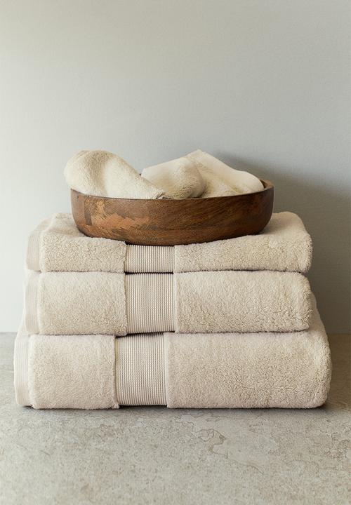 H&M - Soft terry bath towel - light beige