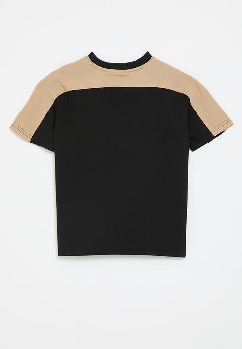 Nike - Nike game day essentials tee - black