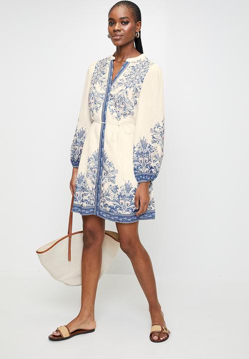 MILLA - Blue paisley dress - Navy Paisley