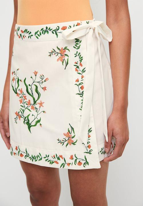 MILLA - Print wrap mini skort - lt stone