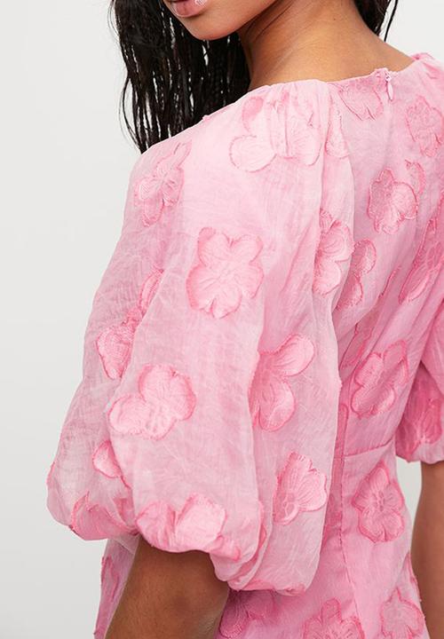 MILLA - Volume sleeve statement maxi dress - pink