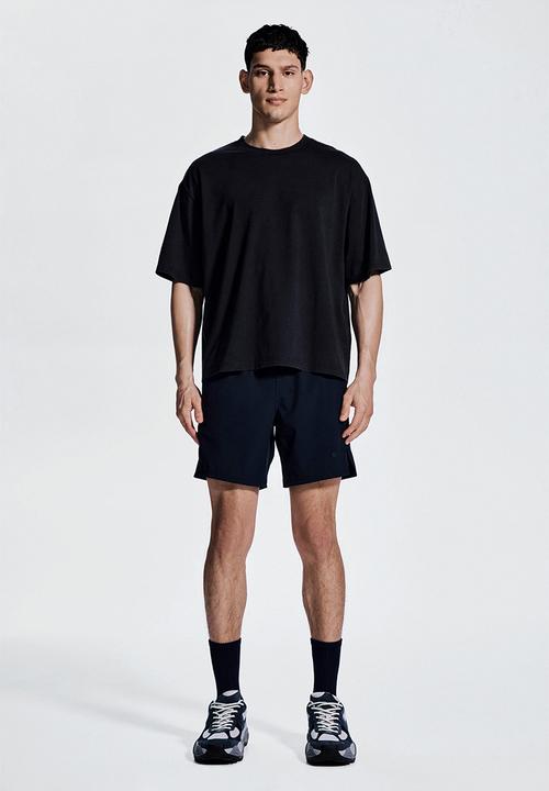 H&M - Mid-length sports shorts with drymove™ - navy blue