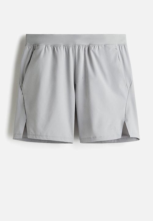 H&M - Mid-length sports shorts with drymove™ - grey