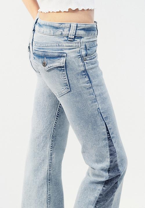 H&M - Flared low jeans - light denim blue & colour block